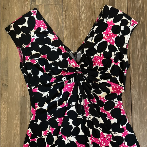 Great dress! 👗 - Picture 2 of 6